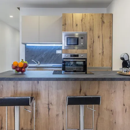 Steps Away From The Sea In - Sleeps 6 Apartmán *