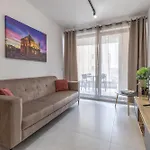 Appartamento Steps Away From The Sea In - Sleeps 6