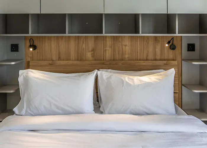 Apartment Steps Away From The Sea In - Sleeps 6 *